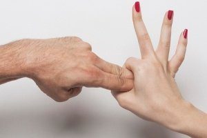Find hot sexy women to chat with over the phone.